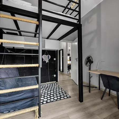 Apartman Wola Industrial By Bookinghost
