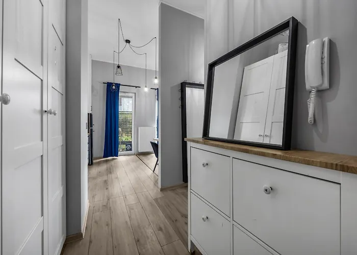 Wola Industrial By Bookinghost * 바르샤바